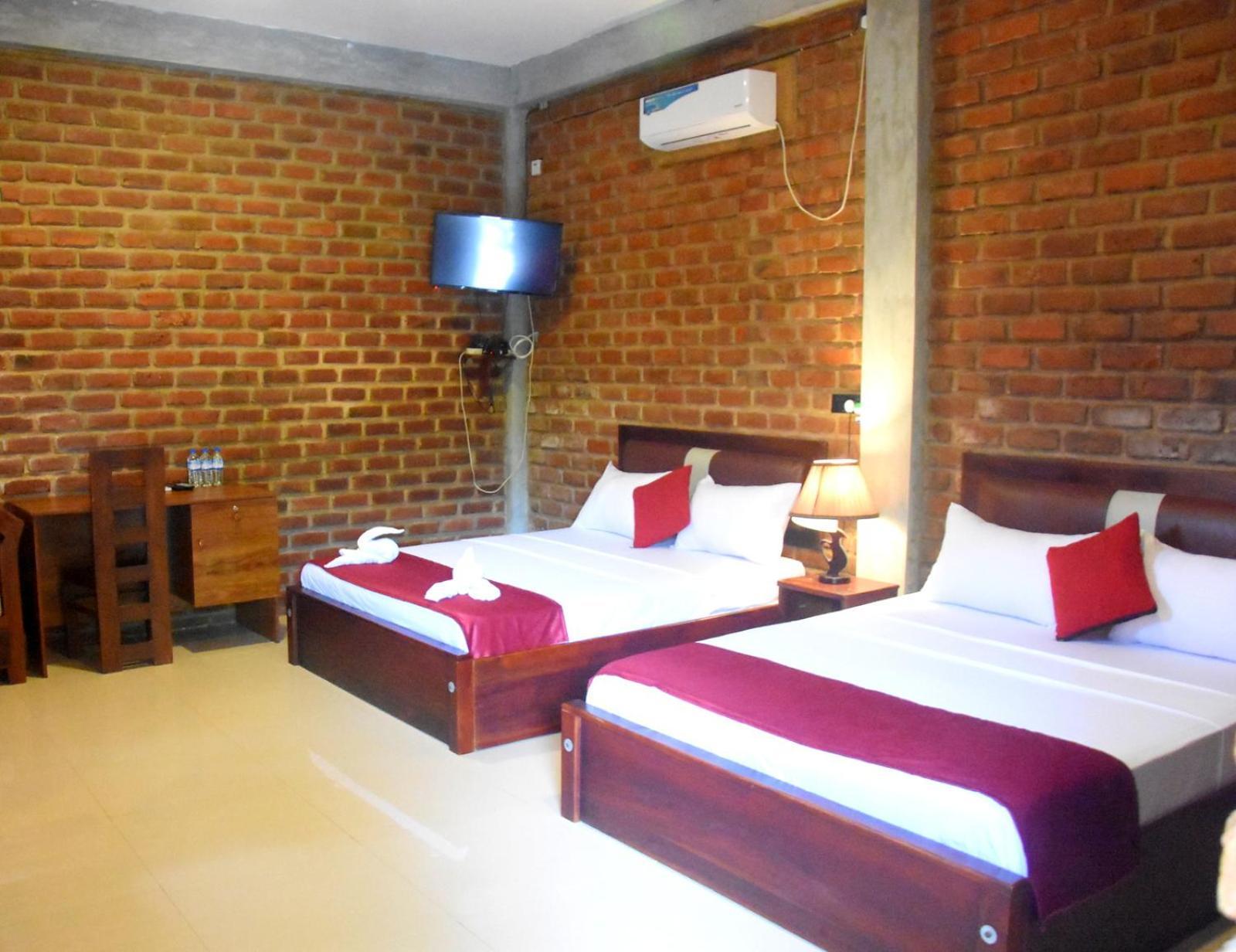 Hotel Ciel Star Anurâdhapura Extérieur photo